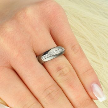 Złoty Pierścionek z Diamentami 585 – Białe Złoto  Rozmiar 12  9 × 0,10 ct obrączka.jpg